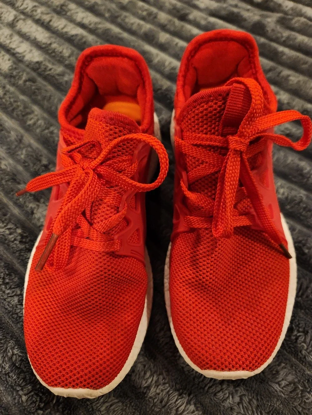 Red Mesh Woman's Athletic Sneaker with White Sole, Size 7